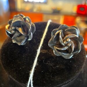 Antique Sterling Silver Flower Earrings